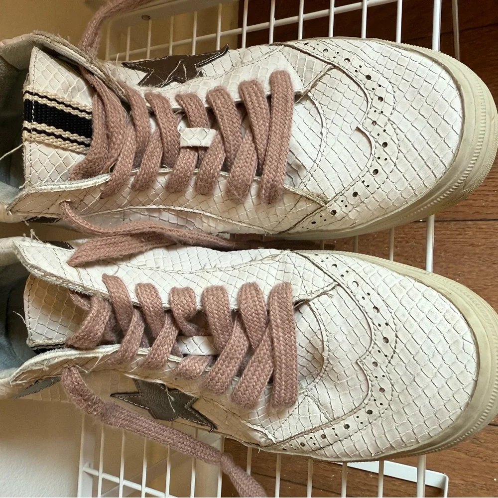 ShuShop Paulina Bone Hi Top Snake Sneakers Star Design Pink‎ Laces Size 8
